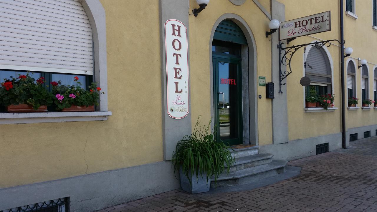 Hotel La Pendola Ozzero Exteriér fotografie