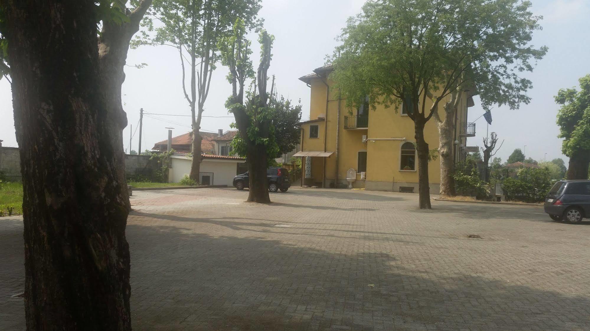 Hotel La Pendola Ozzero Exteriér fotografie