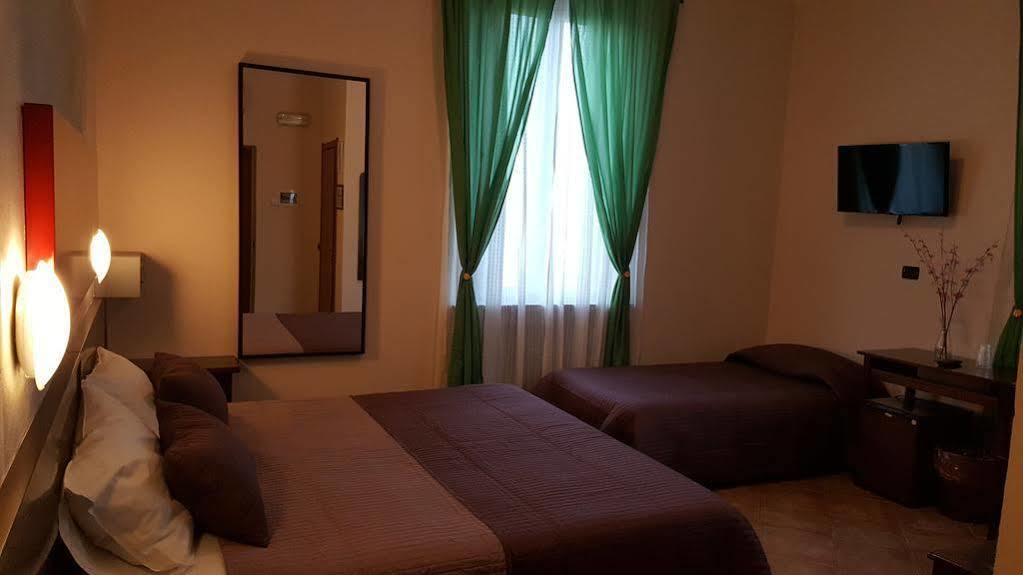 Hotel La Pendola Ozzero Exteriér fotografie